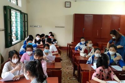 TRƯỜNG TH THANH BÌNH TRIỂN KHAI TIÊM CHỦNG VẮC XIN COVID-19 CHO HỌC SINH TỪ LỚP 1 ĐẾN LỚP 5