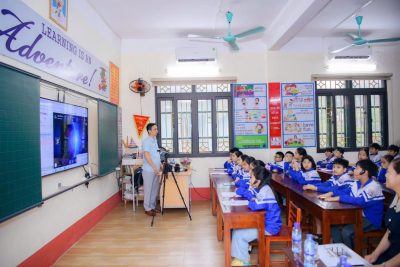TỔ CHỨC TIẾT HỌC TIẾNG ANH THEO HÌNH THỨC “LỚP HỌC KHÔNG BIÊN GIỚI”